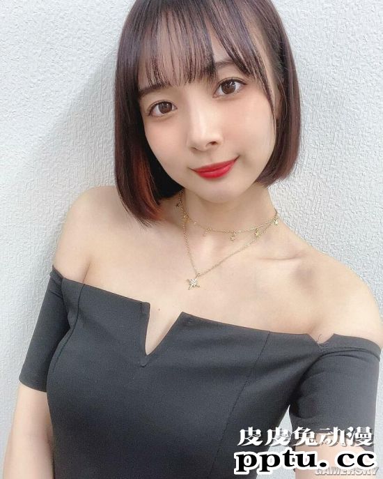 长腿高佻的美女麻将师 火辣性感的短发写真偶像冈田纱佳