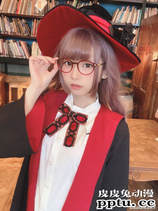 Enako《租借女友》COS美照 炎炎夏日中的清纯少女