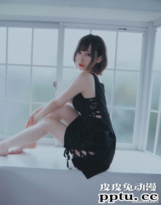 可爱大胆的童颜樱花妹 白皙嫩妹小日向结衣