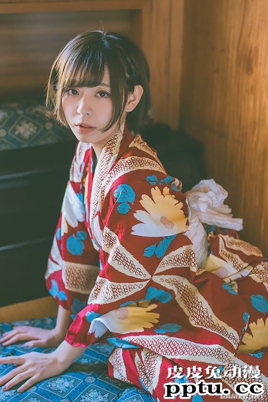 可爱大胆的童颜樱花妹 白皙嫩妹小日向结衣