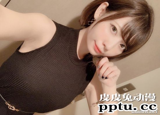 可爱大胆的童颜樱花妹 白皙嫩妹小日向结衣