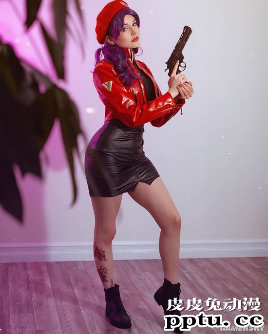 《最后生还者2》艾莉COS 与乔尔合影神还原