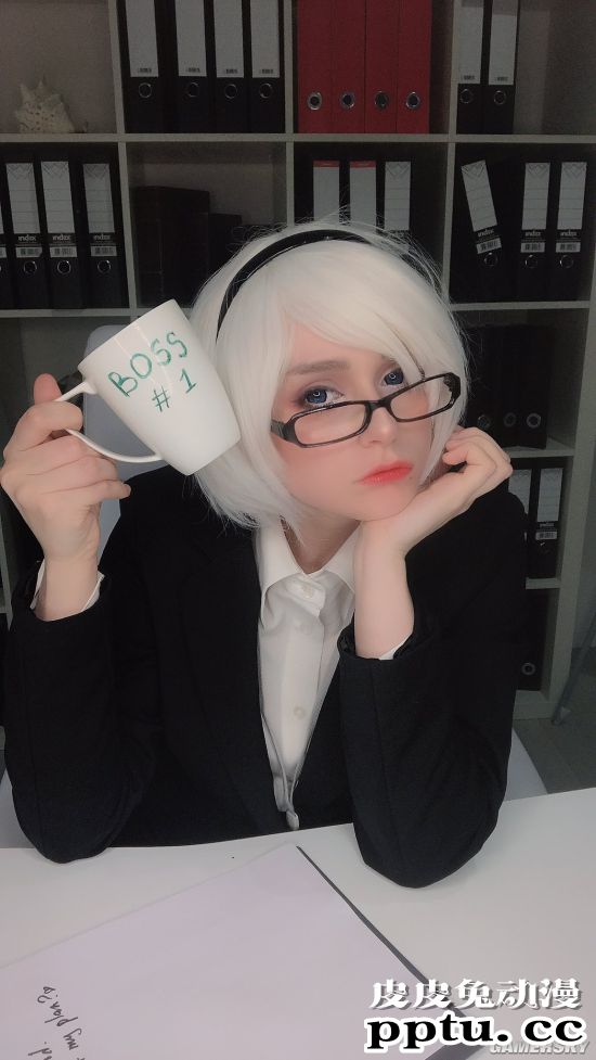 俄妹COS职业OL版2B小姐姐 战斗机器变办公室女秘书-皮皮兔动漫