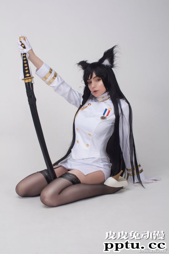 俄妹COS职业OL版2B小姐姐 战斗机器变办公室女秘书