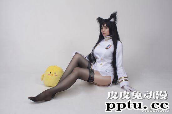 俄妹COS职业OL版2B小姐姐 战斗机器变办公室女秘书