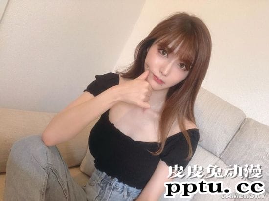 30多岁却长着一张娃娃脸 蜂腰长腿的混血御姐Kika