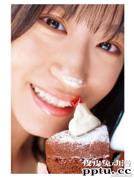 上身惊艳到肩颈酸痛 偶像界首席写真皇后上西怜