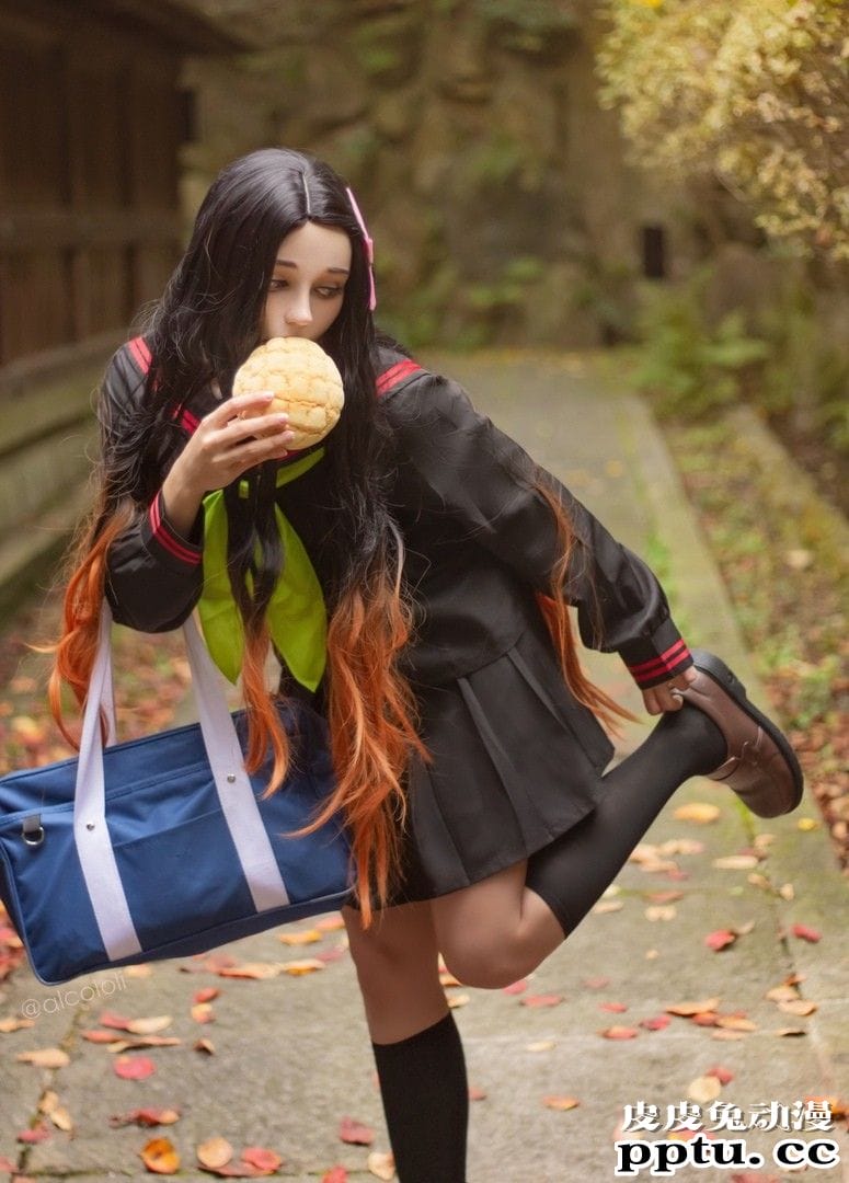 肉装蒂法和2B小姐姐 一周大师级CosPlay赏