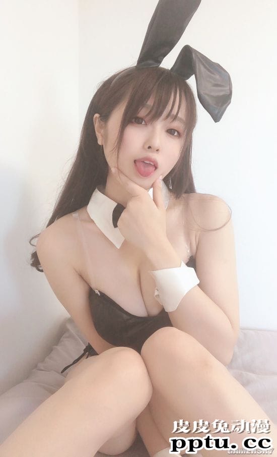 日本推特的兔女郎日 网友齐晒兔耳性感美照