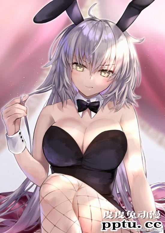 日本推特的兔女郎日 网友齐晒兔耳性感美照