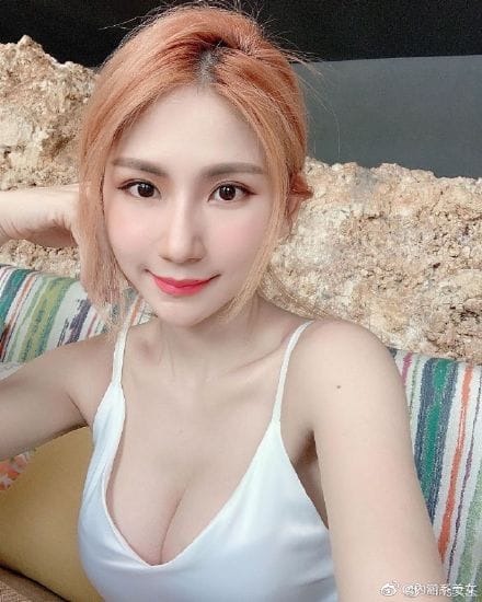 超辣人妻令人艳羡 马来西亚网红josephy_li姗姗