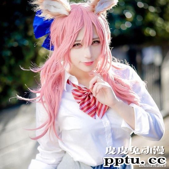 泳装激赞的短发樱花妹 小露光滑美腿的日本COSER九重 はる