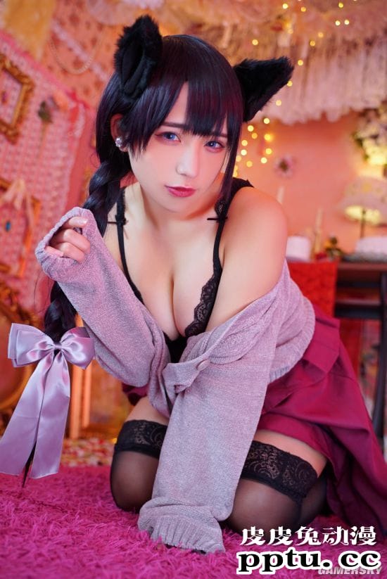 泳装激赞的短发樱花妹 小露光滑美腿的日本COSER九重 はる