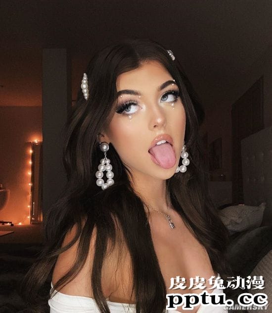 可能是最喜欢吐舌头的网红 TikTok粉丝第一的loren gray-皮皮兔动漫