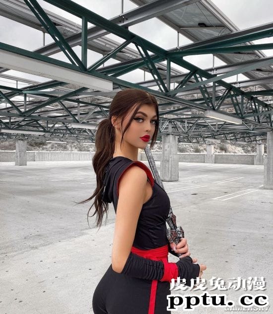 可能是最喜欢吐舌头的网红 TikTok粉丝第一的loren gray