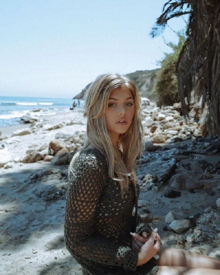 可能是最喜欢吐舌头的网红 TikTok粉丝第一的loren gray