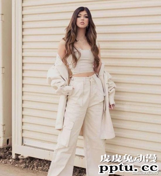 可能是最喜欢吐舌头的网红 TikTok粉丝第一的loren gray