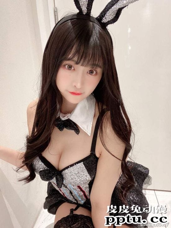 超越业界的正妹模特真岛なおみ 八月节日限定扮装-皮皮兔动漫