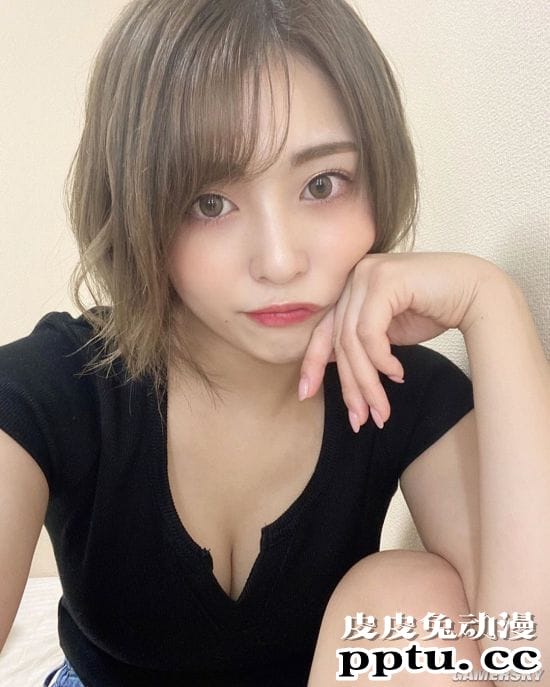 目光聚焦好身材 颜值身材全高分的美颜系女大生