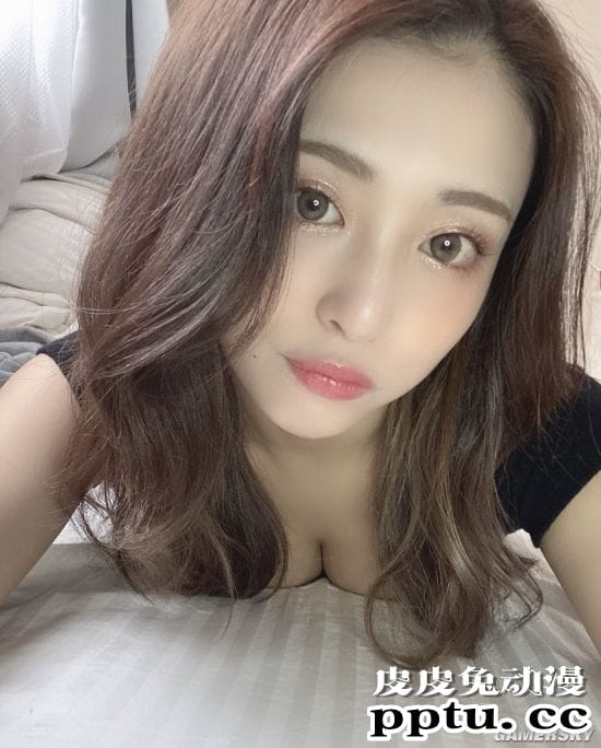 目光聚焦好身材 颜值身材全高分的美颜系女大生