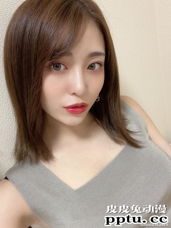 目光聚焦好身材 颜值身材全高分的美颜系女大生