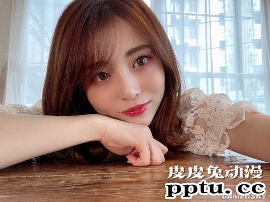 目光聚焦好身材 颜值身材全高分的美颜系女大生