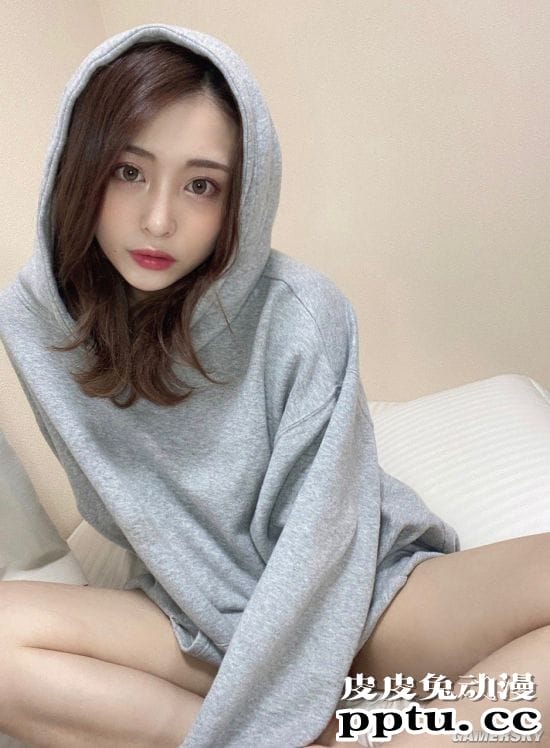 目光聚焦好身材 颜值身材全高分的美颜系女大生