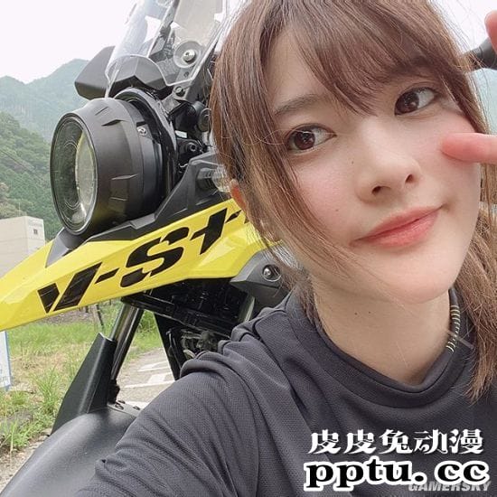 日本写真女星吐槽好身材的烦恼 太吸引男生的目光