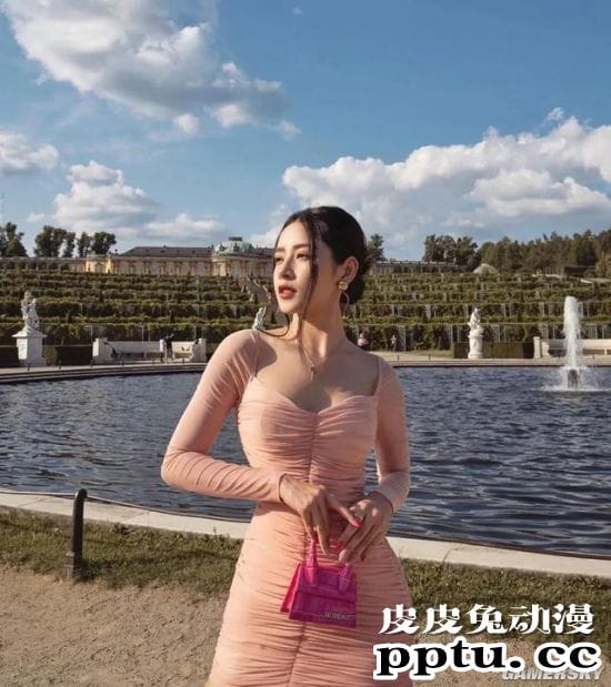 华为新晋代言人 号称“越南第一美女”的Chi Pu