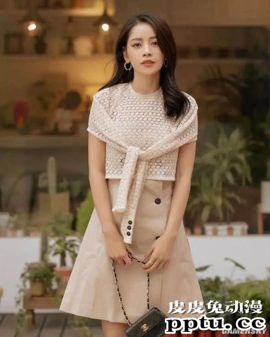 华为新晋代言人 号称“越南第一美女”的Chi Pu