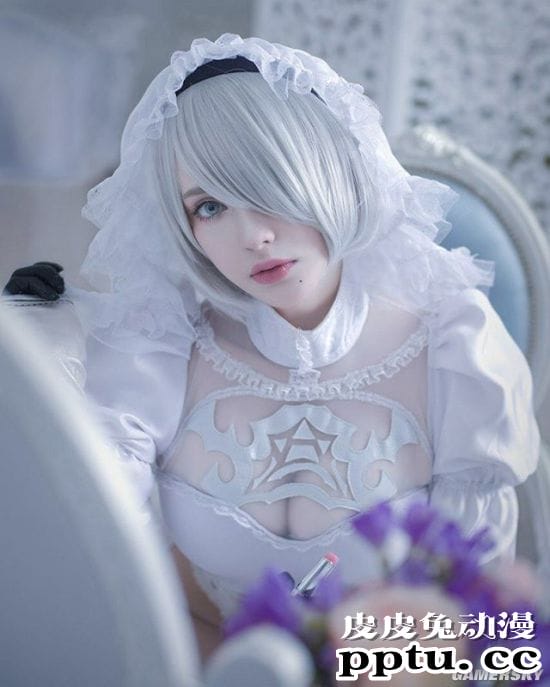 乌克兰妹子COS《尼尔》2B小姐姐 短裙后的绝赞身材