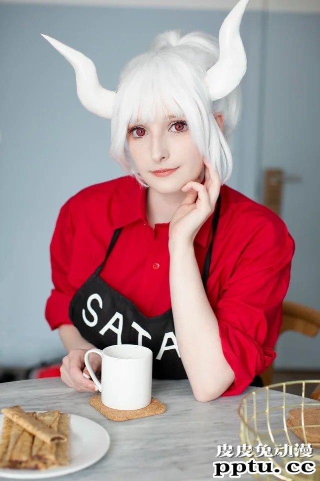 肉感猫娘野性美少女战士 一周大师级CosPlay赏