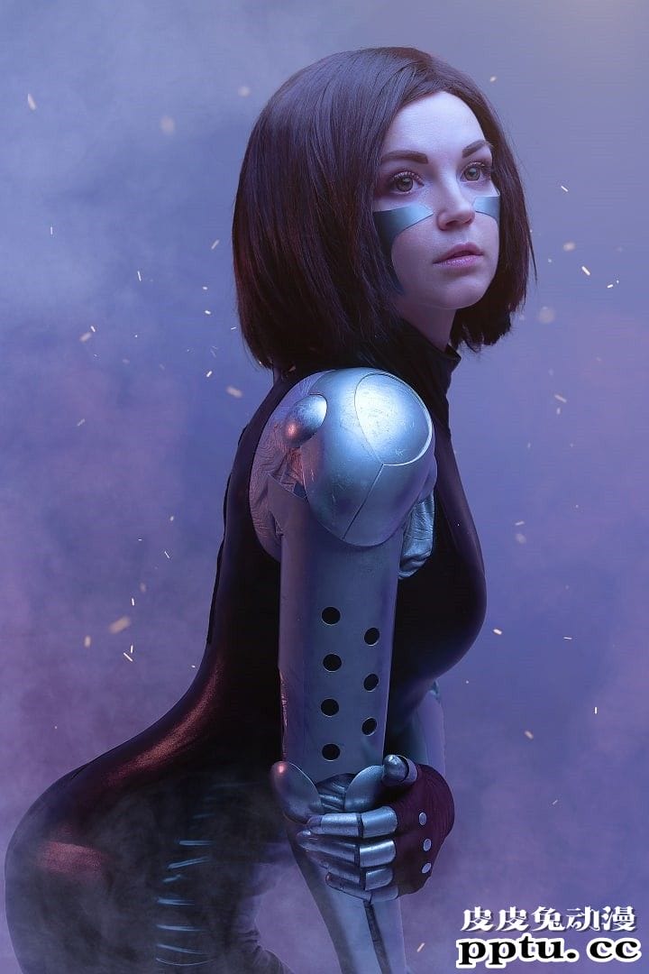 肉感猫娘野性美少女战士 一周大师级CosPlay赏