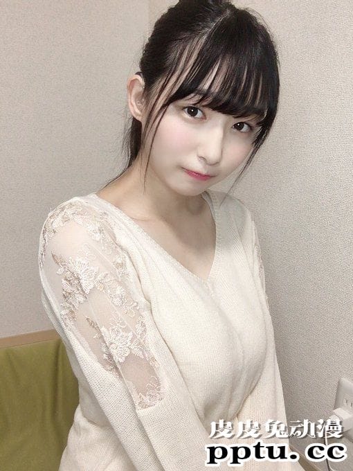 人妻类型的温柔少女 面容可爱身材成熟的樱花妹我妻ゆりか