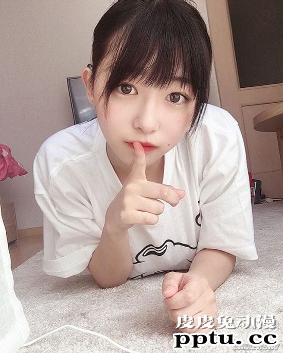 人妻类型的温柔少女 面容可爱身材成熟的樱花妹我妻ゆりか