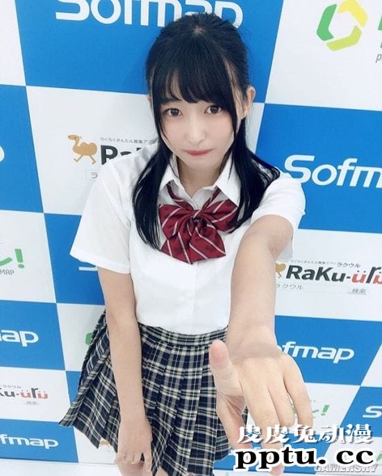 人妻类型的温柔少女 面容可爱身材成熟的樱花妹我妻ゆりか