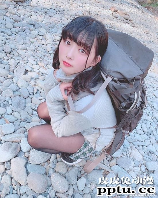 人妻类型的温柔少女 面容可爱身材成熟的樱花妹我妻ゆりか