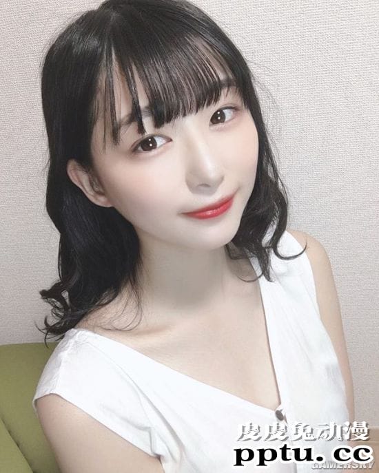 人妻类型的温柔少女 面容可爱身材成熟的樱花妹我妻ゆりか