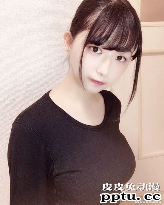 人妻类型的温柔少女 面容可爱身材成熟的樱花妹我妻ゆりか