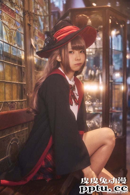 Enako恶魔与天使风格杂志写真 性感与清纯完美切换