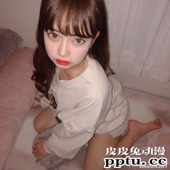 因绯闻走红的日本18岁少女 原是四国混血的嫩模玛利亚爱子