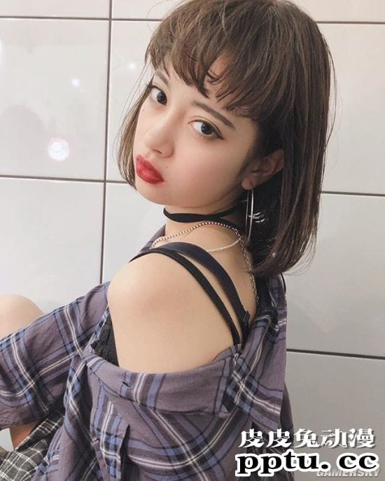 因绯闻走红的日本18岁少女 原是四国混血的嫩模玛利亚爱子