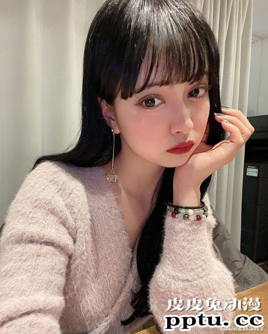 因绯闻走红的日本18岁少女 原是四国混血的嫩模玛利亚爱子