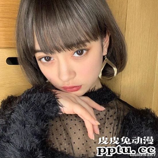 因绯闻走红的日本18岁少女 原是四国混血的嫩模玛利亚爱子