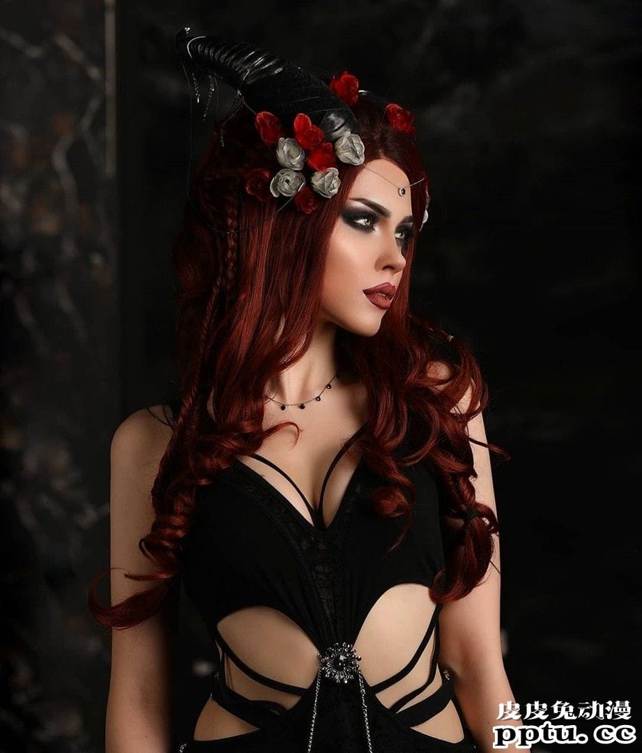 超大身材的学妹驾到 一周大师级CosPlay赏