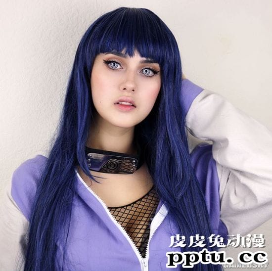 接近二次元的犯规身材 过于成熟的美国辣妹COSER