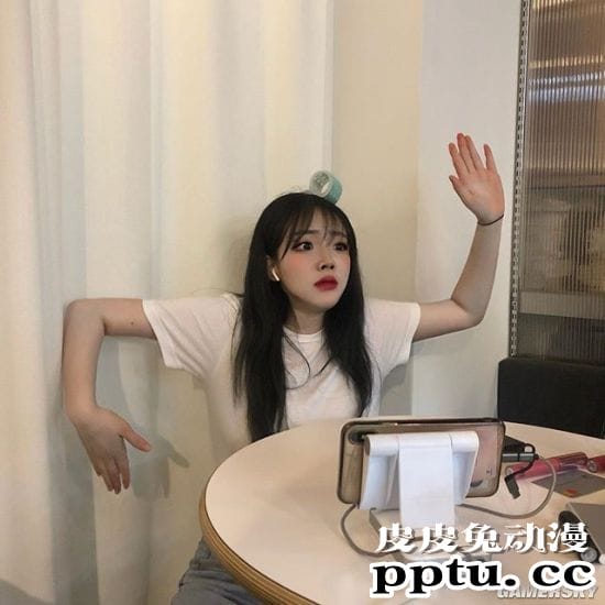 过度傲人身材引关注 网络走红的韩国正妹sejinming