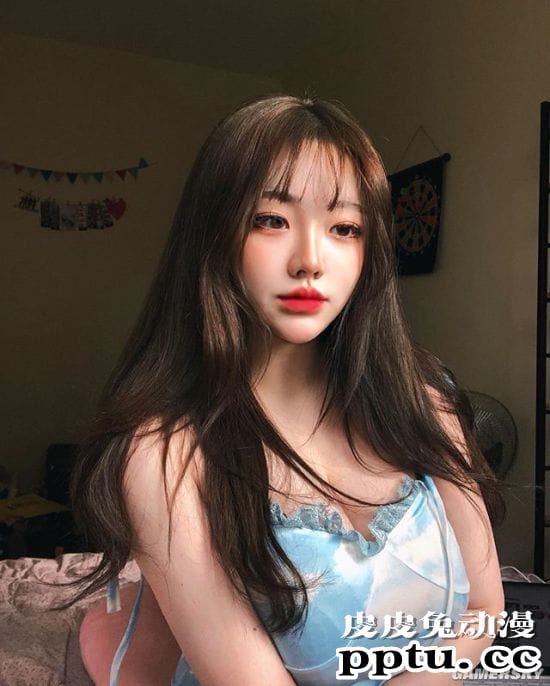 过度傲人身材引关注 网络走红的韩国正妹sejinming