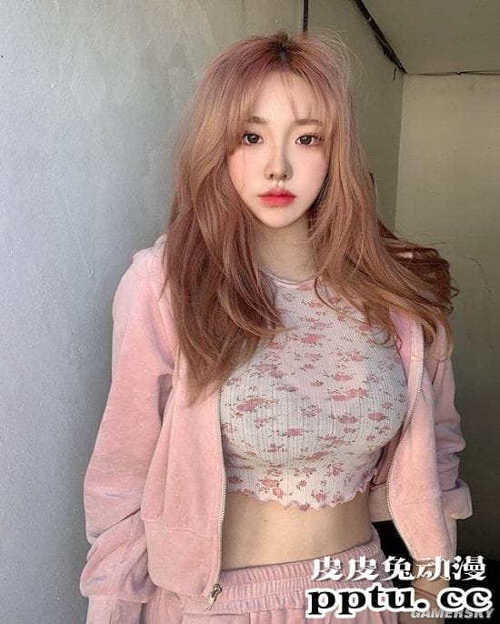 过度傲人身材引关注 网络走红的韩国正妹sejinming