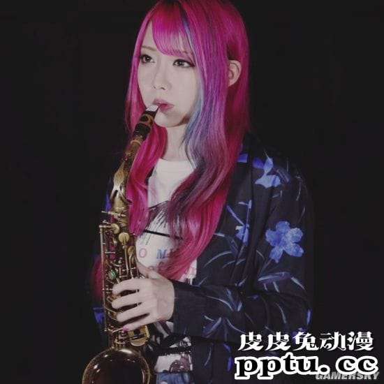 看姿势已然陶醉 日本美少女萨克斯手Yucco Miller